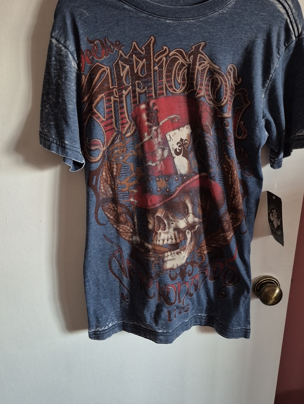 Affliction Men's Navy Blue Graphic Skull Tee with Red Accents